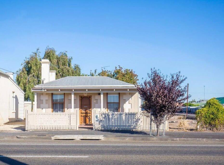 Cornelias Cottage Mount Gambier Central Luaran gambar
